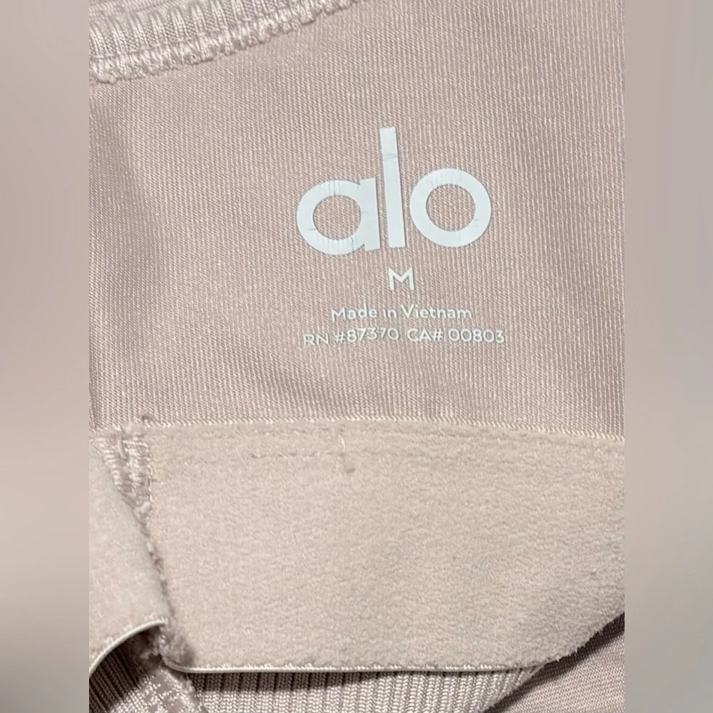 Alo Yoga Alosoft Ribbed Crop Calm Tank - Dusty Pink M